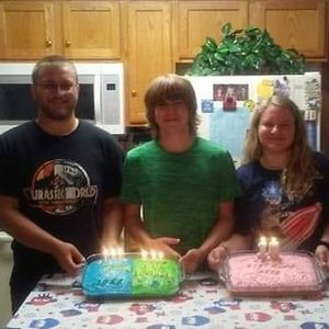 Meet your Posher, April